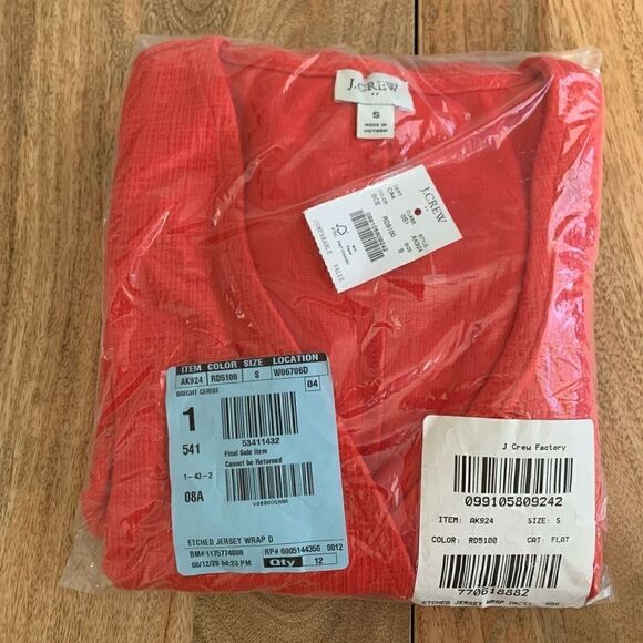 J. Crew | Textured Knit Wrap Dress - Picture 6 of 8